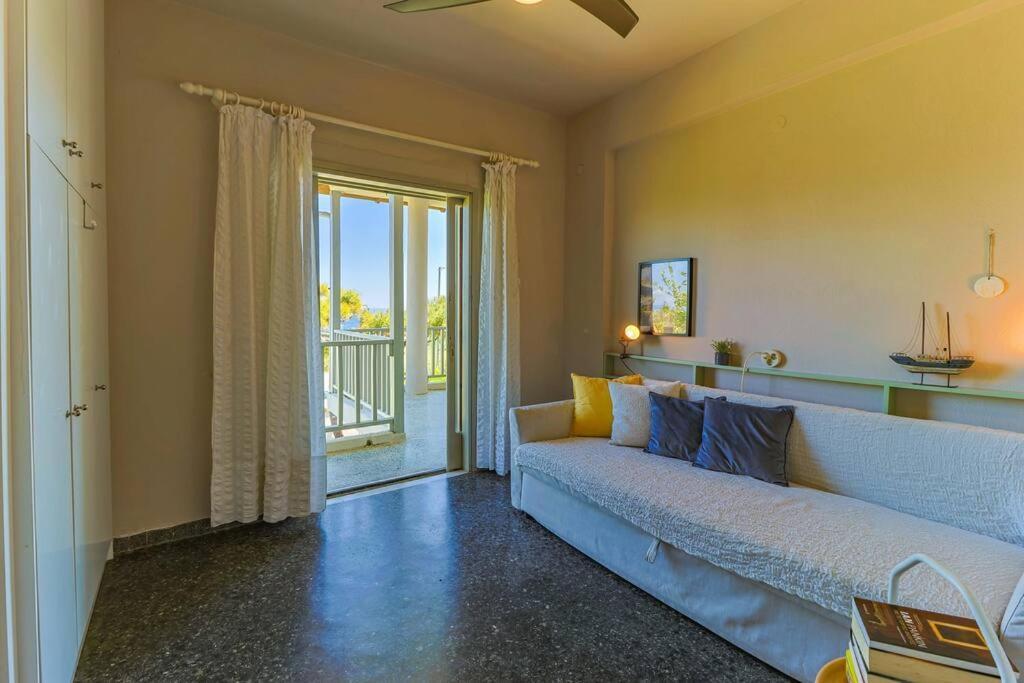 The Bright House By The Sea Villa Afytos Buitenkant foto