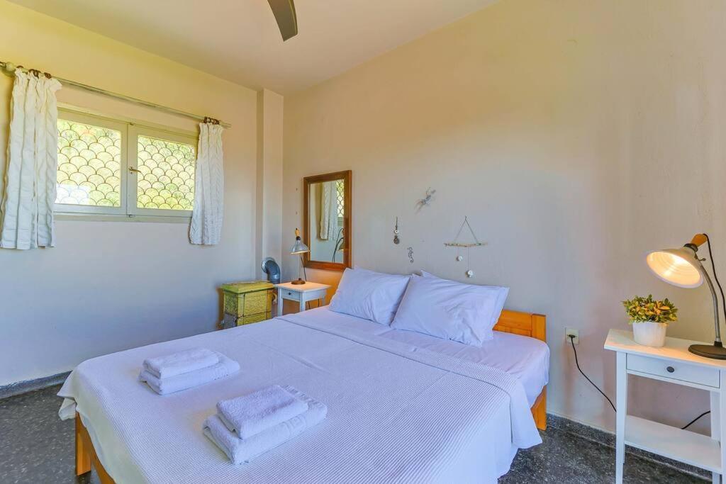 The Bright House By The Sea Villa Afytos Buitenkant foto